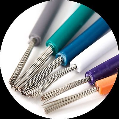 고온 응용 분야를 위한 우수한 전기 절연성을 갖춘 내화학성 및 유연한 PFA 리드선