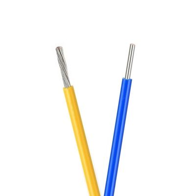 넓은 온도 범위 (-60~+250°C) 와 낮은 마찰 용도로 화학 저항을 가진 PFA 단열 철